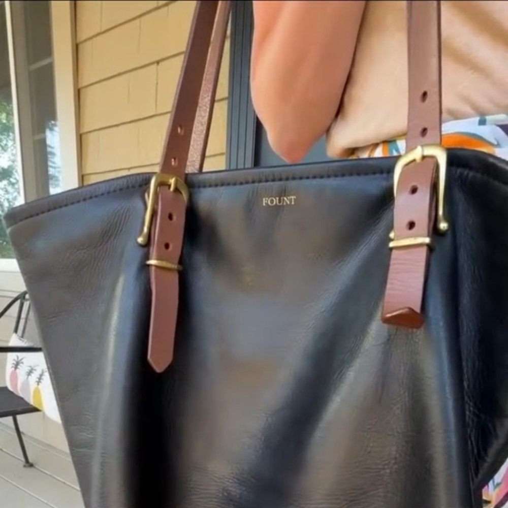 FOUNT Classic Bellfield Tote Original made in Cleveland